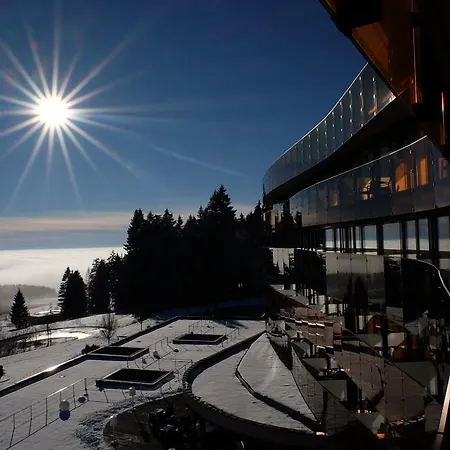 Aviva Superior Make Friends 4*