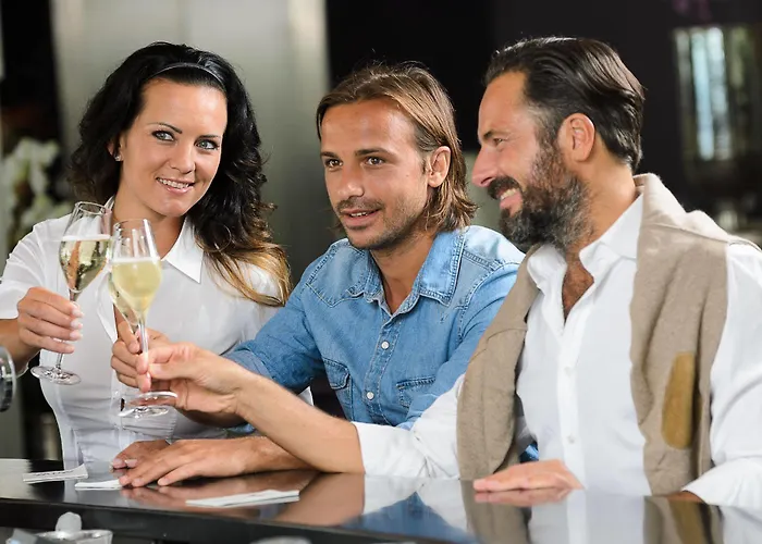 Aviva Superior Make Friends Hotel Sankt Stefan